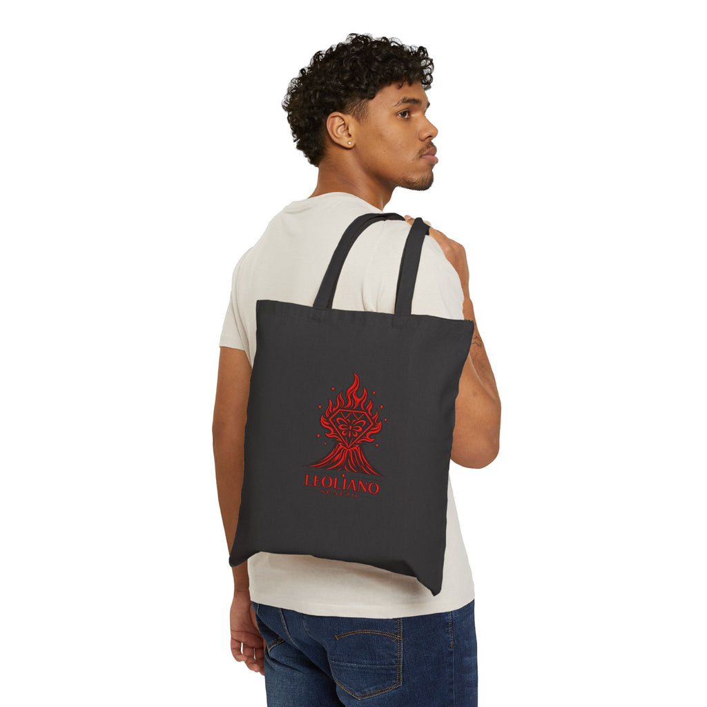 Leoliano Scalzo – Borsa in Cotone

Una borsa semplice, resistente e ispirata allo spirito delle Isole Eolie.
Perfetta per il mare, la spesa, i viaggi o la vita quotidiana, porta con sé il simbolo Leoliano Scalzo tra fuoco, identità e libertà.

Realizzata
